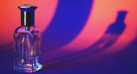 Top 12 Best Summer Scents | Light and Fresh Perfumes for Hot Days